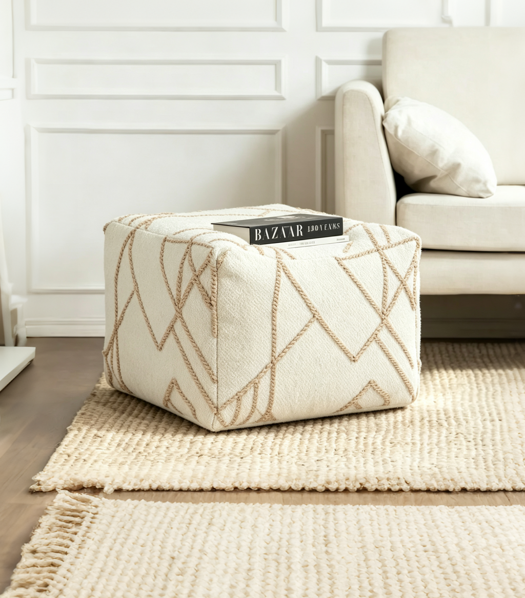 Pouf carré ivoire de 45,7 cm