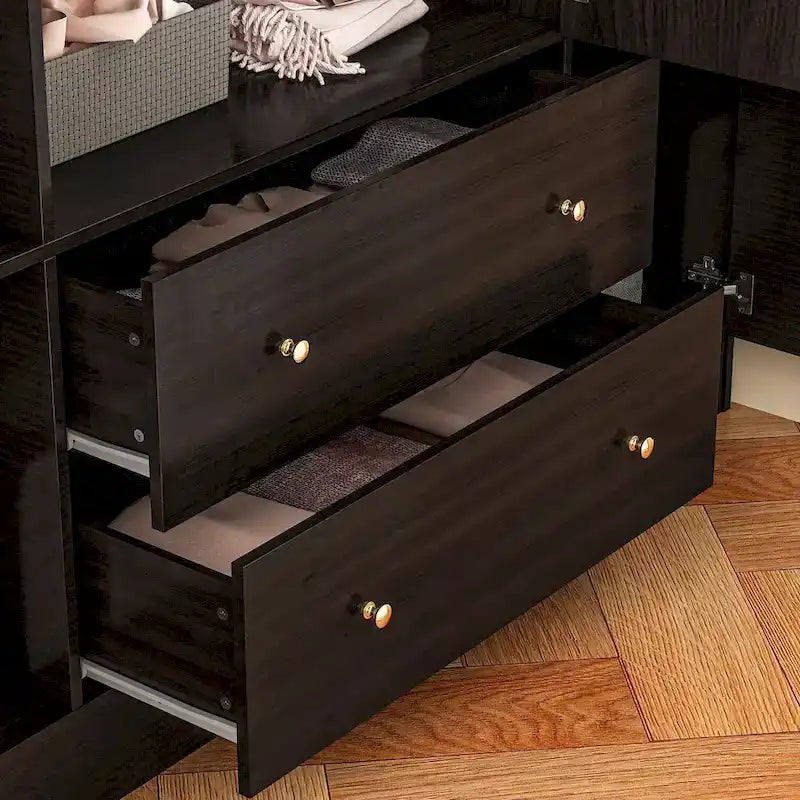 Armoire de rangement en bois avec miroir, casiers et tringle à vêtements